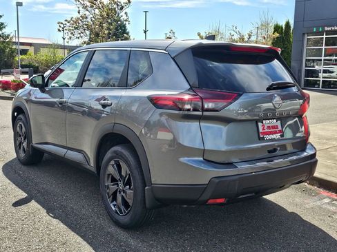 New 2026 Nissan Rogue SV w/ Cold Weather Package AWD/4WD image 7