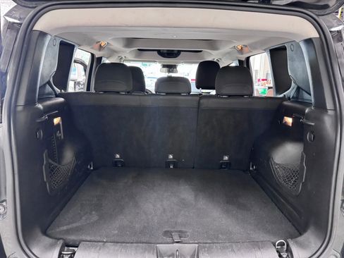Used 2015 Jeep Renegade Latitude w/ Cold Weather Group II AWD/4WD image 17