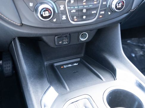 Used 2020 Chevrolet Traverse Premier w/ Redline Edition image 5