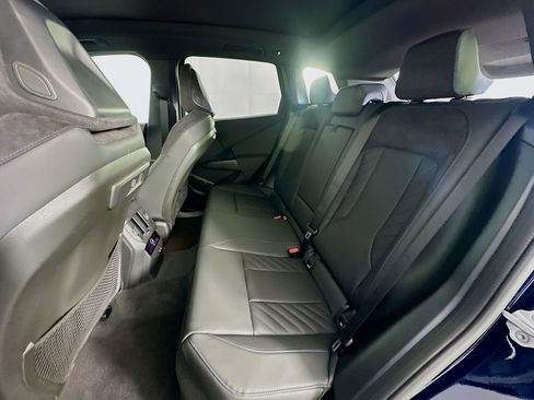 Used 2025 BMW X3 xDrive30i w/ Premium Package image 29