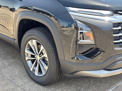 New 2027 Chevrolet Equinox LT FWD image 5
