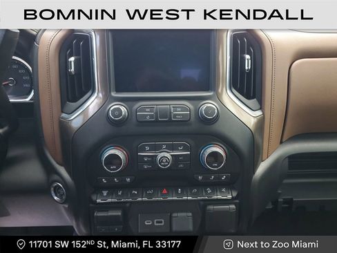 Used 2022 Chevrolet Silverado 2500 High Country w/ Z71 Off-Road Package image 15