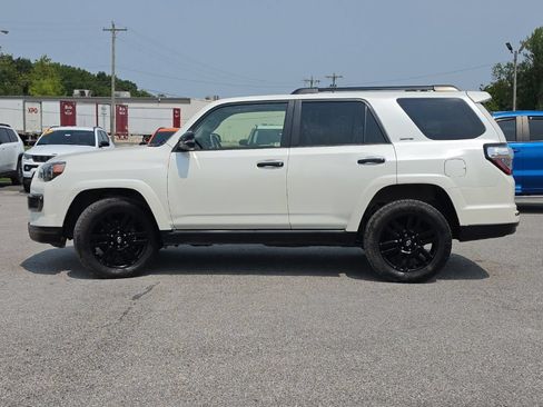 Used 2021 Toyota 4Runner Nightshade AWD/4WD image 4