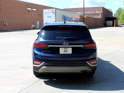Used 2019 Hyundai Santa Fe SE image 4