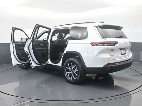 New 2025 Jeep Grand Cherokee L Limited image 75