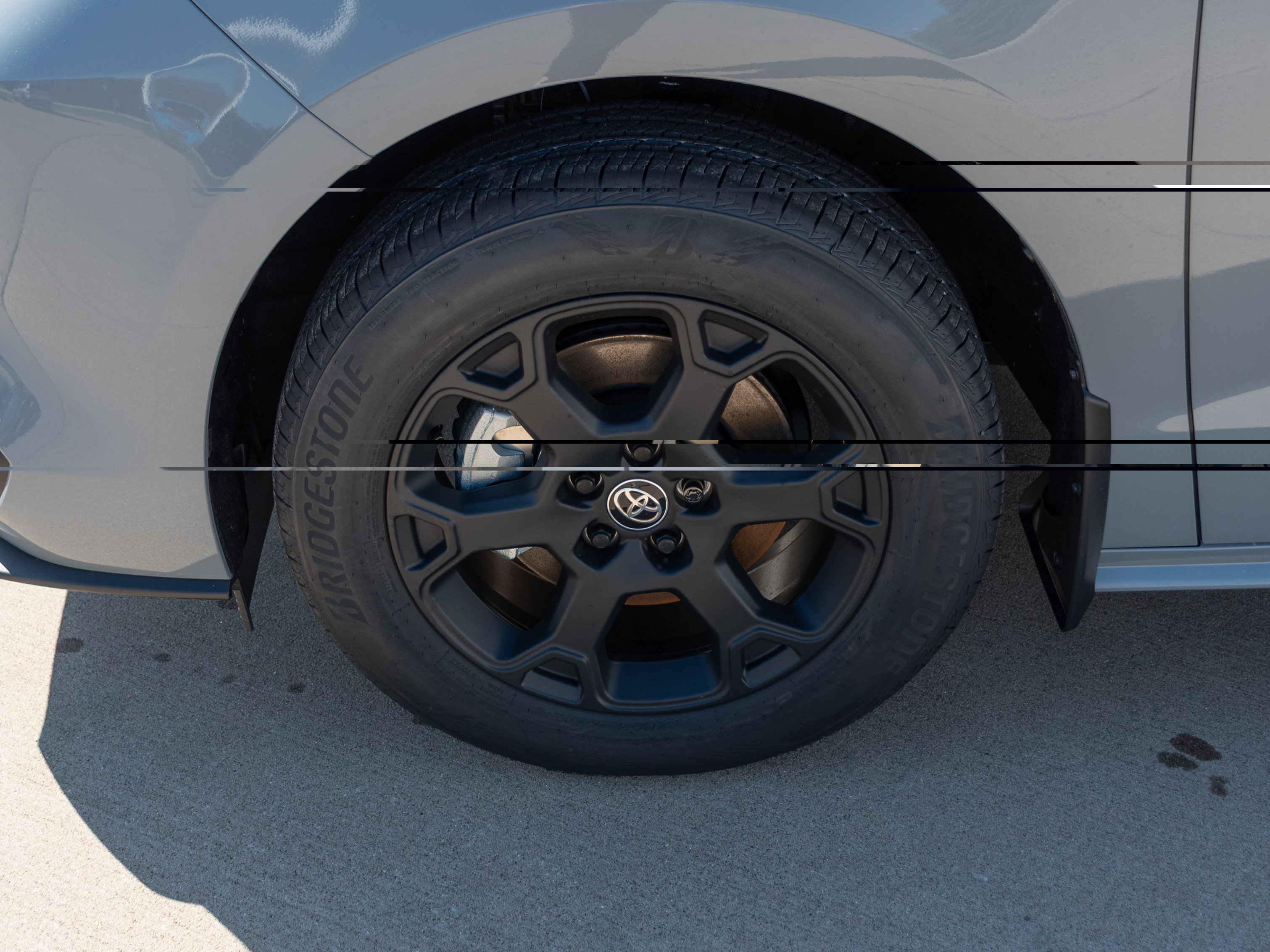 New 2026 Toyota Sienna XLE Woodland Edition AWD/4WD image 5