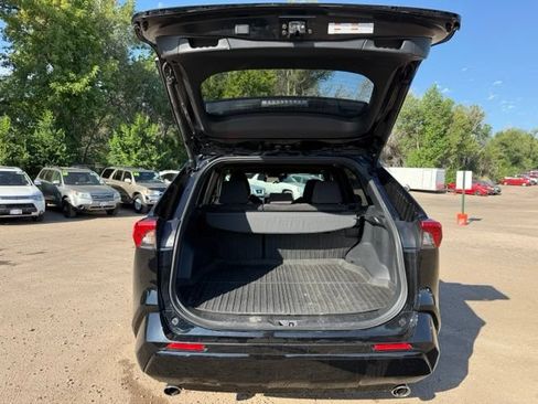 Used 2024 Toyota RAV4 SE w/ Weather & Moonroof Package AWD/4WD image 18