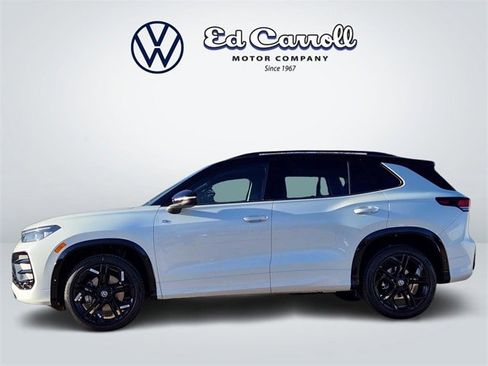 New 2026 Volkswagen Tiguan SE R-Line image 4