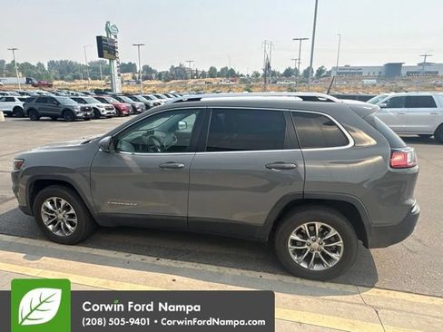 Used 2020 Jeep Cherokee Latitude Plus w/ Cold Weather Group AWD/4WD image 6
