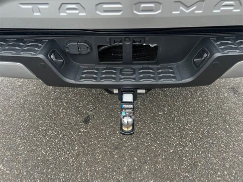 Certified 2023 Toyota Tacoma TRD Sport image 25