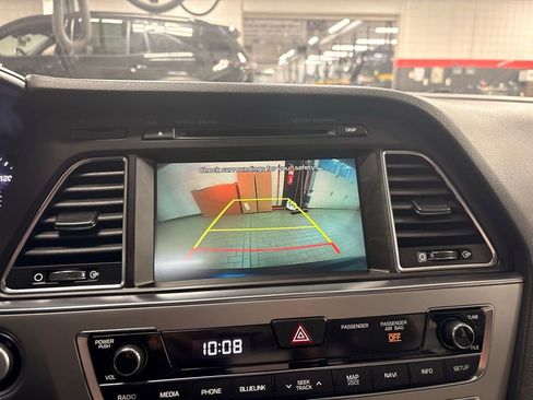 Used 2017 Hyundai Sonata Limited w/ Ultimate Package 04 image 27