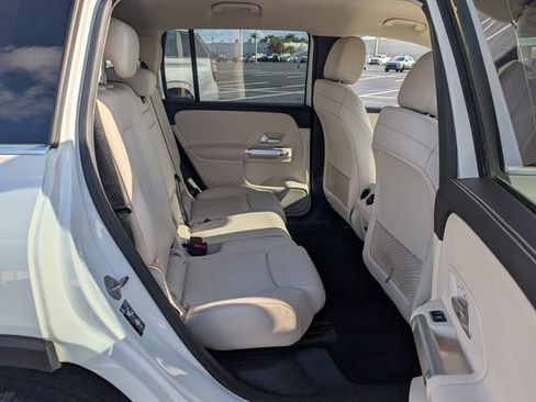 Used 2020 Mercedes-Benz GLB 250 image 13