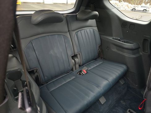 Used 2024 Kia EV9 GT-Line image 14