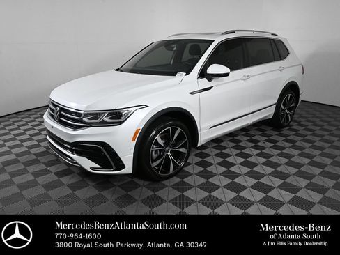 Used 2024 Volkswagen Tiguan SEL R-Line AWD/4WD image 1