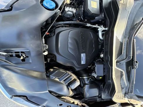 Used 2016 Honda Pilot Touring image 10