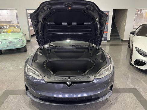 Used 2021 Tesla Model S Plaid image 21