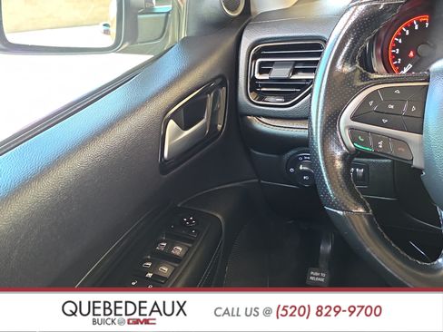 Used 2022 Dodge Durango SXT RWD image 22
