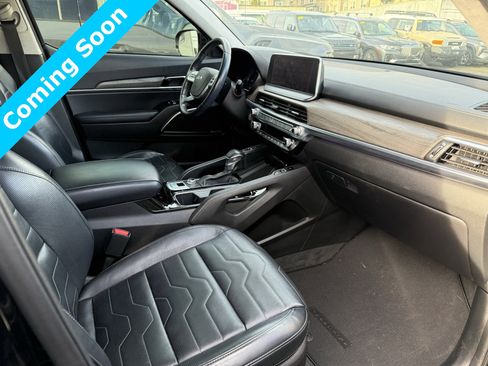 Used 2022 Kia Telluride SX w/ SX Prestige Package image 10