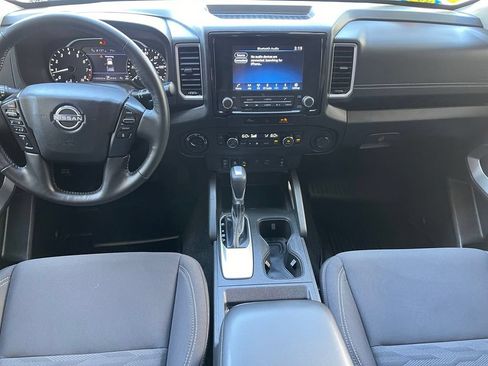 Used 2024 Nissan Frontier SV w/ Hardbody Edition AWD/4WD image 11