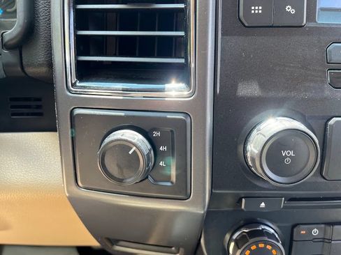 Used 2018 Ford F150 XLT w/ Equipment Group 301A Mid AWD/4WD image 18
