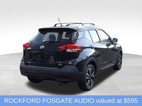 Used 2018 Nissan Kicks SR w/ Interior Electronics Package FWD image 5