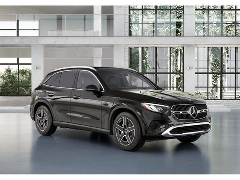 New 2026 Mercedes-Benz GLC 300 4MATIC image 11