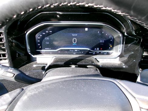 Certified 2022 Chevrolet Silverado 1500 High Country w/ High Country Premium Package image 22