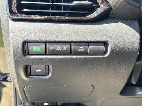 Used 2022 Nissan Sentra SR w/ Electronics Package image 27