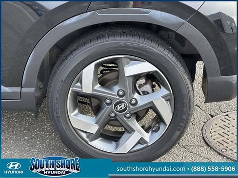 Certified 2023 Hyundai Venue SEL w/ Cargo Package image 10