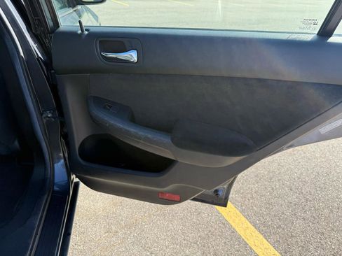 Used 2006 Honda Accord VP image 17