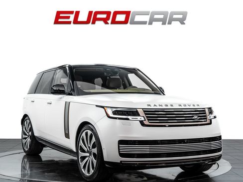 Used 2026 Land Rover Range Rover SV AWD/4WD image 7