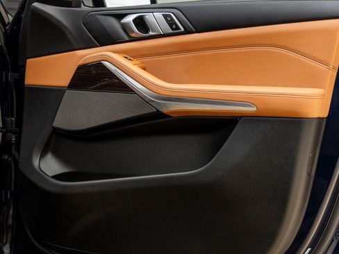 Used 2026 BMW X5 sDrive40i w/ M Sport Package image 43