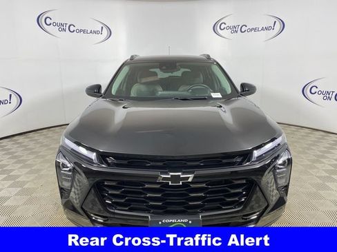 Certified 2025 Chevrolet Trax ACTIV w/ Driver Confidence Package FWD image 11