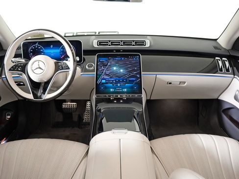 Certified 2022 Mercedes-Benz S 500 4MATIC image 16