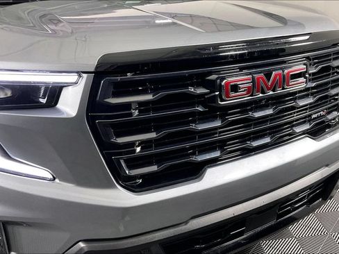 Used 2024 GMC Acadia AT4 w/ Luxury Package AWD/4WD image 36