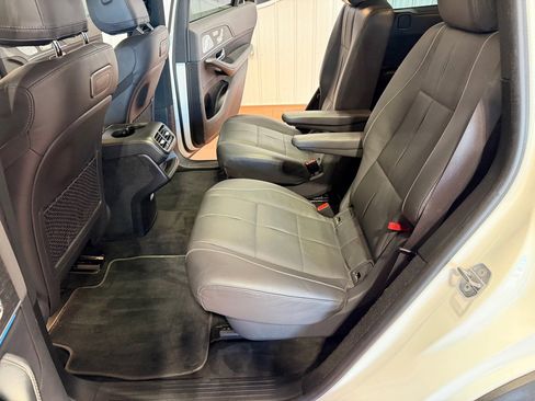 Used 2020 Mercedes-Benz GLS 450 4MATIC image 22