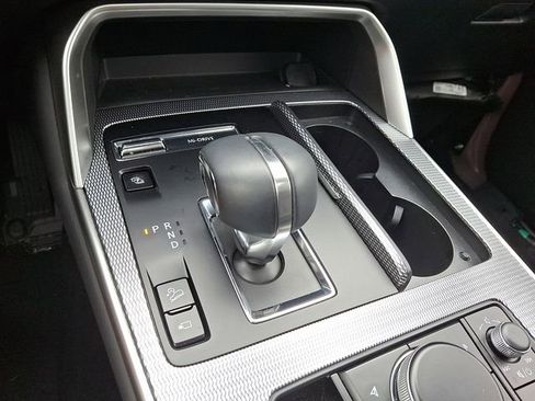 Certified 2025 MAZDA CX-90 Plug-In Hybrid w/ Premium Plus image 16