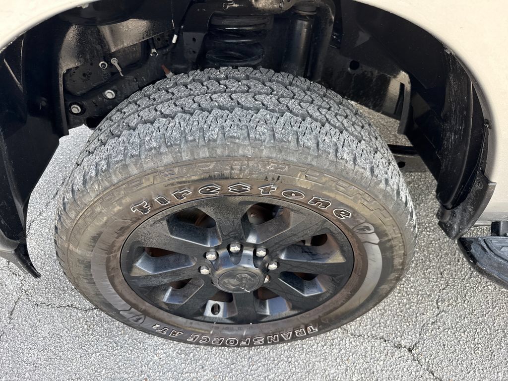 Used 2024 RAM 2500 Big Horn w/ Night Edition AWD/4WD image 11
