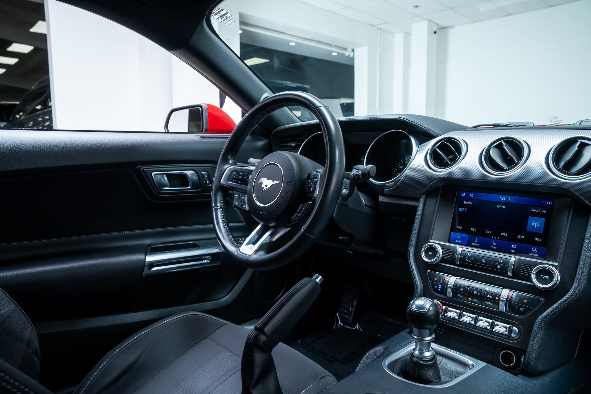 Used 2021 Ford Mustang GT RWD image 8
