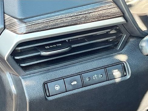 Used 2019 Nissan Altima 2.5 SL FWD image 10