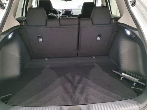 New 2026 Honda HR-V LX image 14