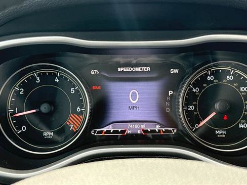 Used 2014 Jeep Cherokee Trailhawk w/ Technology Group image 29