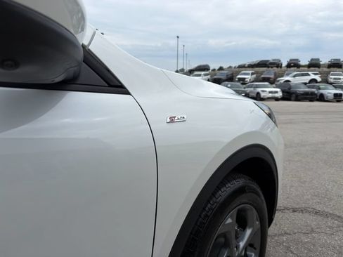 Used 2026 Ford Escape ST-Line Select w/ Tech Pack #2 AWD/4WD image 9