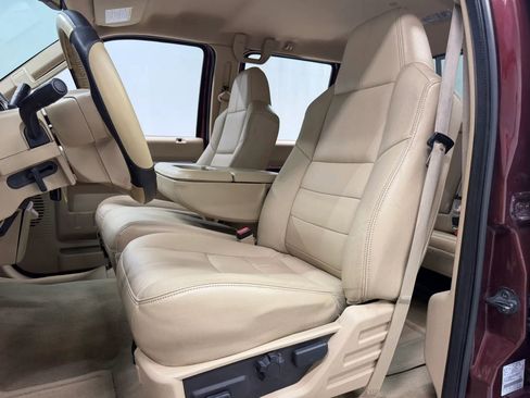 Used 2010 Ford F250 Lariat image 15