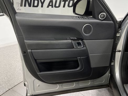 Used 2017 Land Rover Range Rover Sport HSE image 15