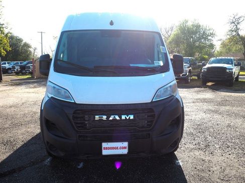 New 2025 RAM ProMaster 2500 image 3