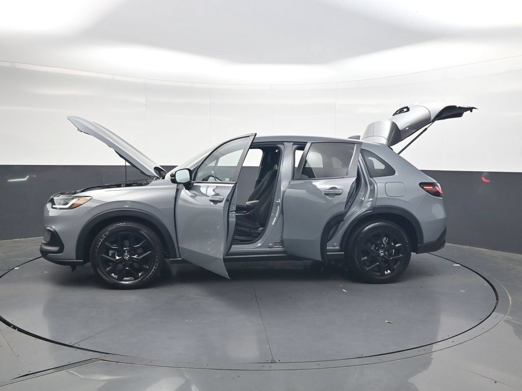 Used 2024 Honda HR-V Sport image 46
