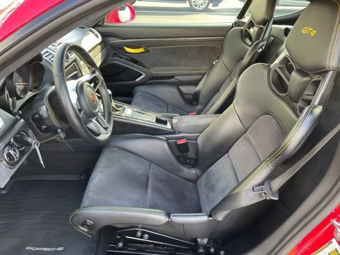 Used 2016 Porsche Cayman GT4 RWD image 23