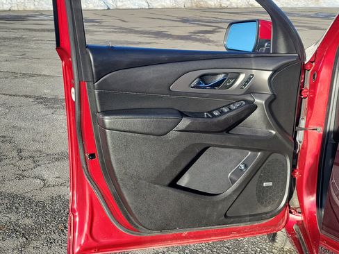 Certified 2023 Chevrolet Traverse Premier w/ LPO, Floor Liner Package image 15