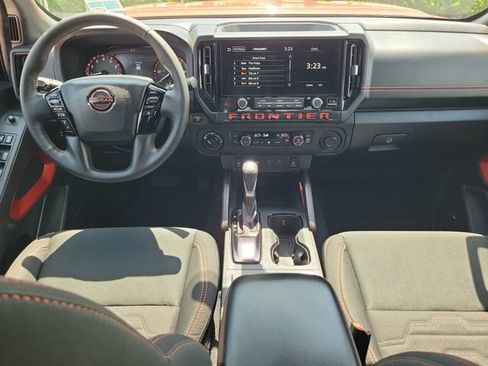 Certified 2025 Nissan Frontier PRO-4X w/ Pro Convenience Package AWD/4WD image 13